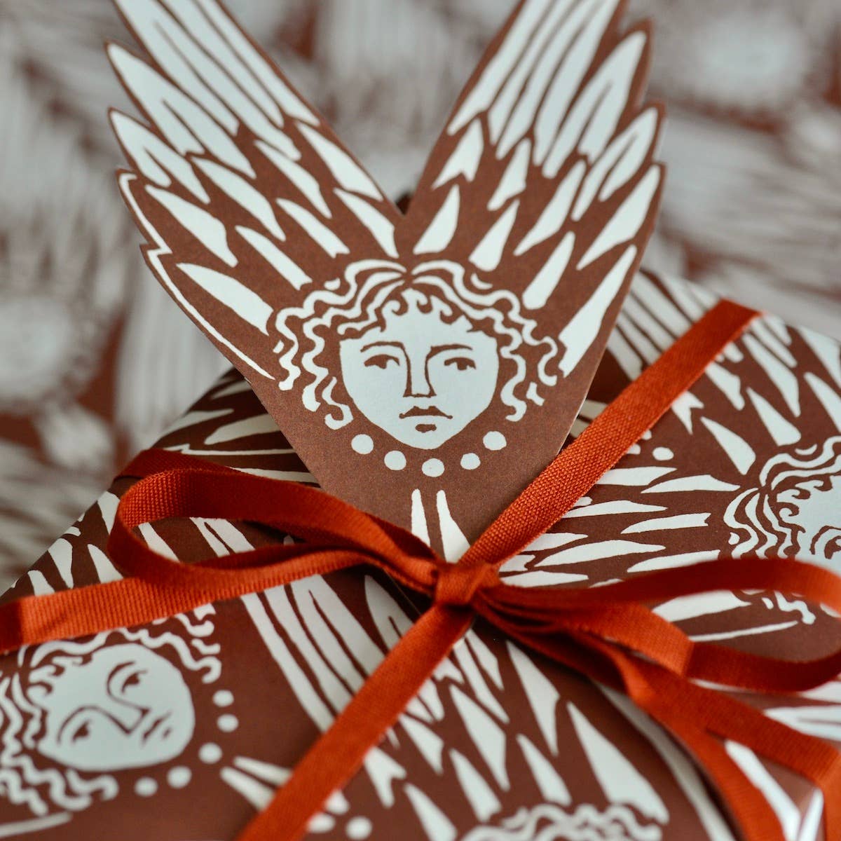 5 Suffolk Angels Gift Tags Cocoa
